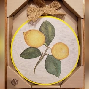 Round lemon wooden plaque home decor